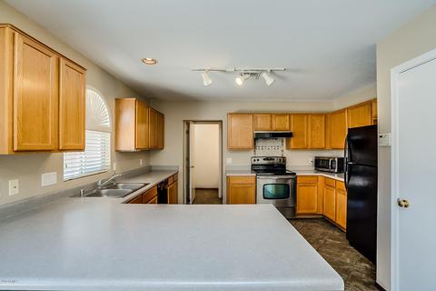 2562 E Camellia Dr, Gilbert, AZ 85296 photo 14