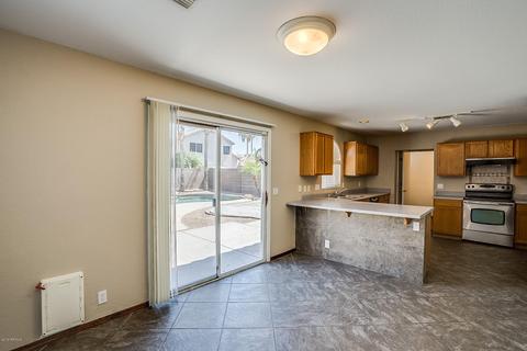 2562 E Camellia Dr, Gilbert, AZ 85296 photo 4