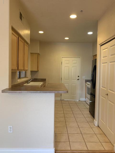 1445 E Broadway Rd E #118, Tempe, AZ 85282 photo 14