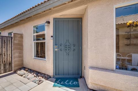 2305 E Kelton Ln, Phoenix, AZ 85022 photo 1
