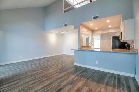 1902 S River Dr, Tempe, AZ 85281 photo 6