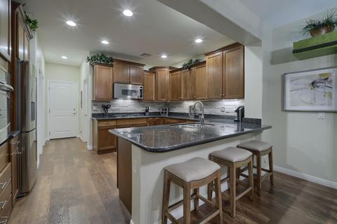 3911 E Cat Balue Dr, Phoenix, AZ 85050 photo 17