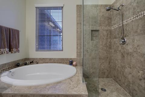3911 E Cat Balue Dr, Phoenix, AZ 85050 photo 26