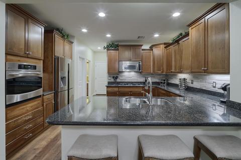 3911 E Cat Balue Dr, Phoenix, AZ 85050 photo 16