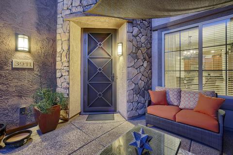 3911 E Cat Balue Dr, Phoenix, AZ 85050 photo 6
