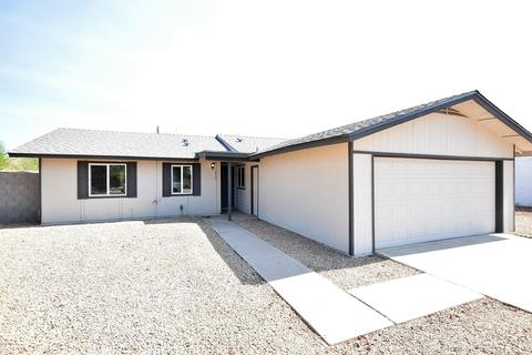3306 Everett Dr, Phoenix, AZ 85032 photo 1