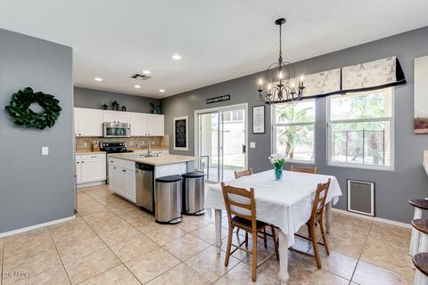 2488 E Ivanhoe Ct, Gilbert, AZ 85295 photo 12