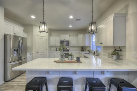 1820 W Spur Dr, Phoenix, AZ 85085 photo 1