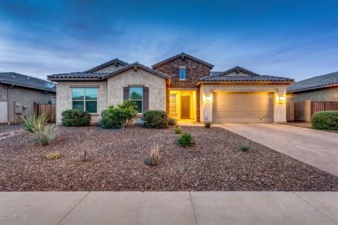 3930 E Peartree Ln, Gilbert, AZ 85298 photo 2
