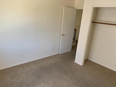 3302 E Longhorn Dr, Phoenix, AZ 85050 photo 9