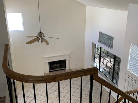 3302 E Longhorn Dr, Phoenix, AZ 85050 photo 3