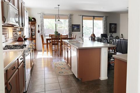 759 E Lovebird Ln, Gilbert, AZ 85297 photo 8