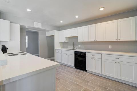 5329 W Wolf St, Phoenix, AZ 85031 photo 9