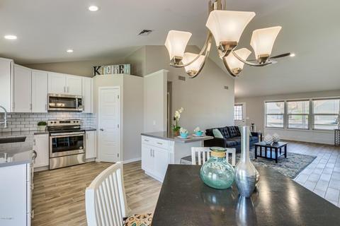 4465 E Kachina Trl, Phoenix, AZ 85044 photo 6