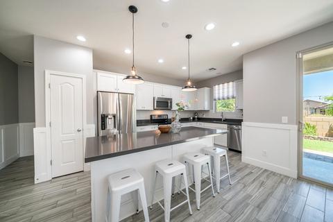 3342 E Russell St, Mesa, AZ 85213 photo 4