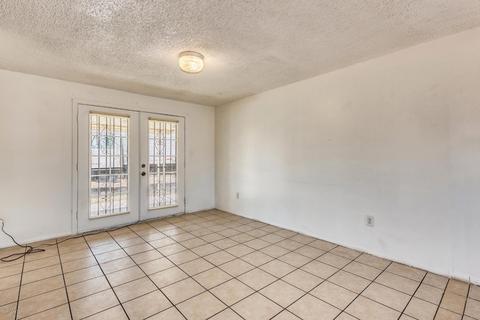 4253 N 73rd Ave, Phoenix, AZ 85033 photo 9