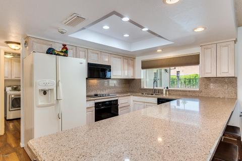 2710 E Altadena Ave, Phoenix, AZ 85028 photo 7