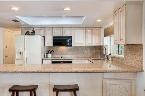 2710 E Altadena Ave, Phoenix, AZ 85028 photo 9