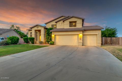2123 S Penrose Dr, Gilbert, AZ 85295 photo 1
