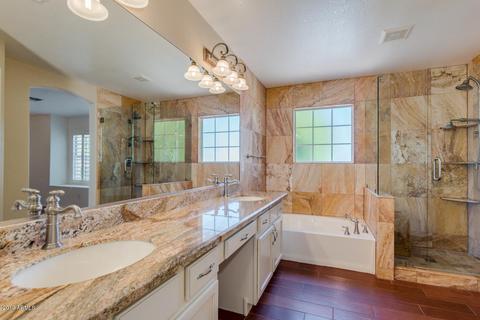 381 E Arabian Dr, Gilbert, AZ 85296 photo 4