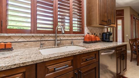 8108 E Sienna St, Mesa, AZ 85207 photo 8
