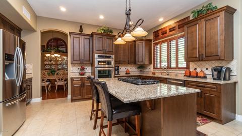 8108 E Sienna St, Mesa, AZ 85207 photo 4