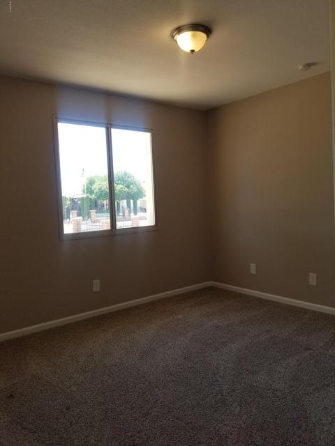 3334 N 64th Dr, Phoenix, AZ 85033 photo 14