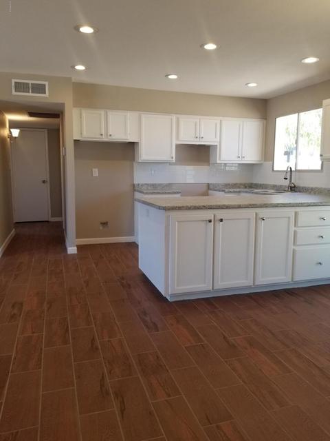 3334 N 64th Dr, Phoenix, AZ 85033 photo 13