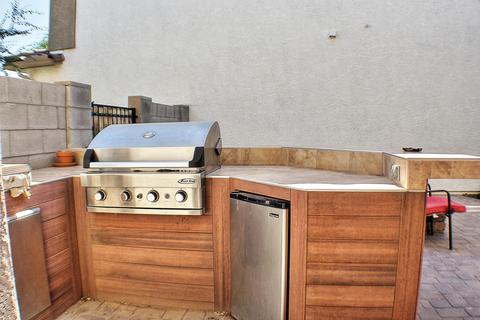 3609 E Larson Ln, Gilbert, AZ 85295 photo 8