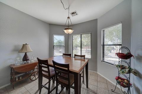933 W Carter Rd, Phoenix, AZ 85041 photo 10