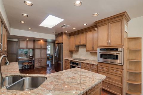 2410 E Mescal St, Phoenix, AZ 85028 photo 12