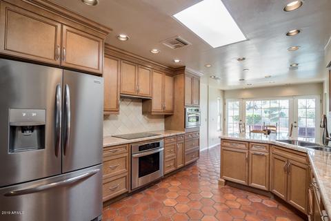 2410 E Mescal St, Phoenix, AZ 85028 photo 14