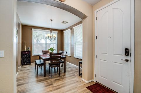 4769 E Woodside Way, Gilbert, AZ 85297 photo 5