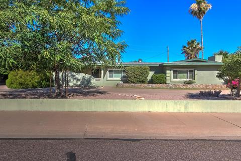 2868 E Cinnabar Ave, Phoenix, AZ 85028 photo 1