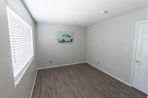 4460 E Capistrano Ave, Phoenix, AZ 85044 photo 11