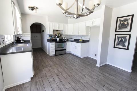 4460 E Capistrano Ave, Phoenix, AZ 85044 photo 5