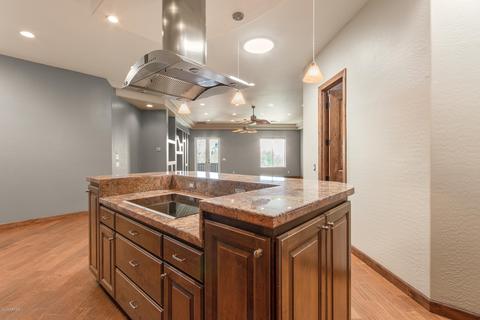9722 N 3rd Dr, Phoenix, AZ 85021 photo 12