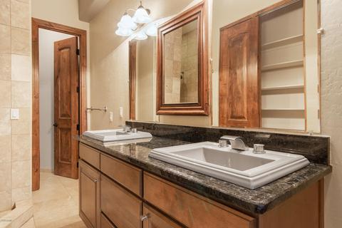 9722 N 3rd Dr, Phoenix, AZ 85021 photo 23