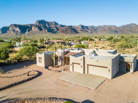 1515 S Geronimo Rd, Apache Junction, AZ 85119 photo 2