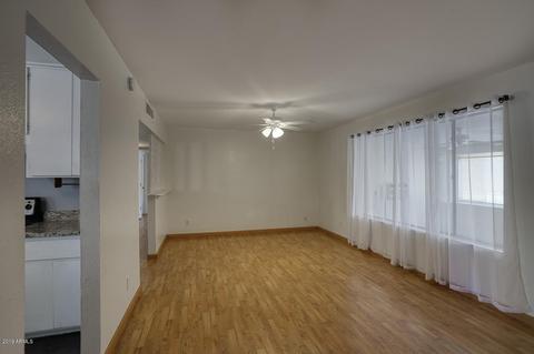 3821 E Mercer Ln, Phoenix, AZ 85028 photo 4