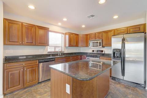 2827 E Charlotte Dr, Phoenix, AZ 85024 photo 9