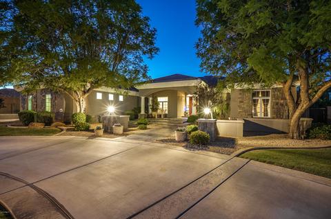 2054 E Park Ave, Gilbert, AZ 85234 photo 1