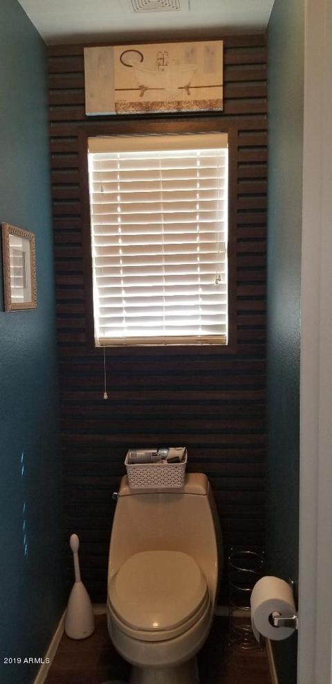 5917 W Odeum Ln, Phoenix, AZ 85043 photo 9