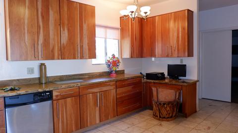 3726 E Laurel Ln, Phoenix, AZ 85028 photo 12