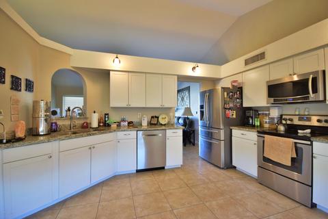 909 E Utopia Rd, Phoenix, AZ 85024 photo 5