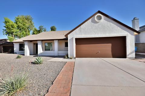 909 E Utopia Rd, Phoenix, AZ 85024 photo 1