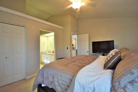 909 E Utopia Rd, Phoenix, AZ 85024 photo 14