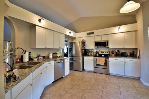 909 E Utopia Rd, Phoenix, AZ 85024 photo 4