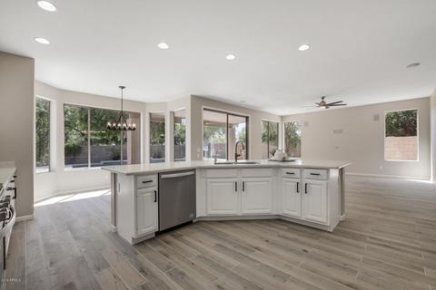 129 N Velma Dr, Gilbert, AZ 85233 photo 10