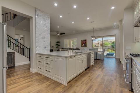 895 E Bridgeport Pkwy, Gilbert, AZ 85295 photo 4